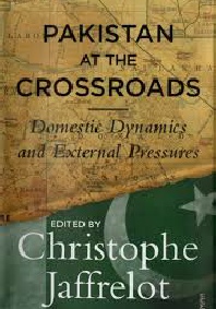 Pakistan at the Crossroads. Domestic Dynamics and External Pressures.pdf